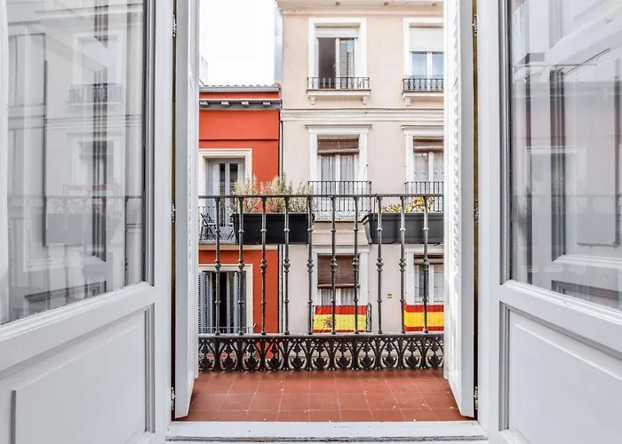 Apartment Next To Gran Via- Madrid Center Alquiler Temporal